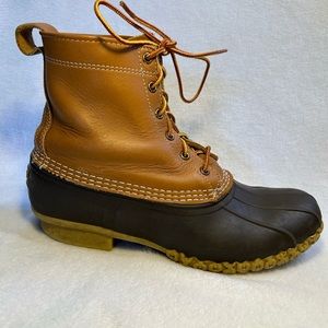 Men’s LL Bean 8” bean boots. Size 11 M.